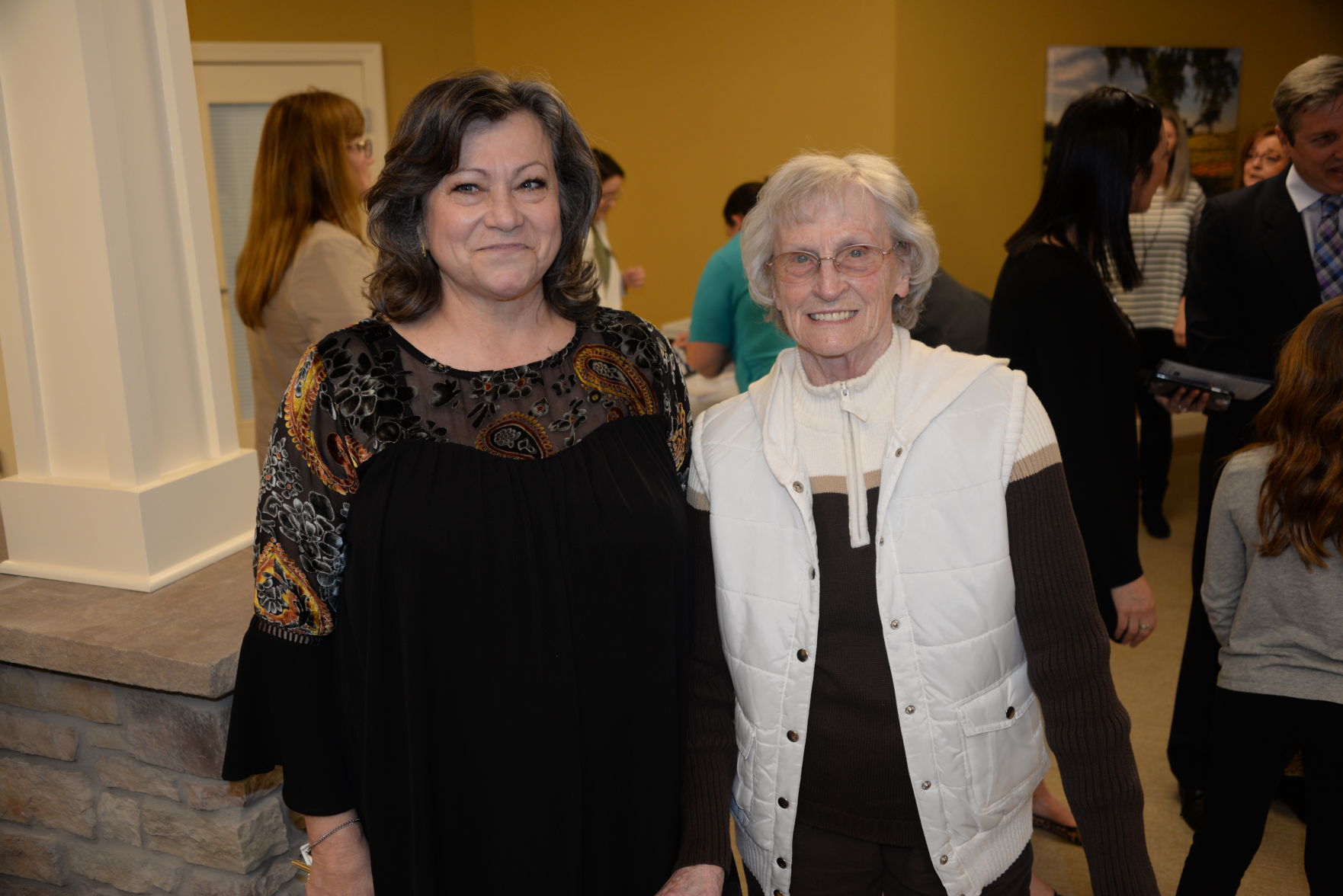 Barb and Mary Knapp